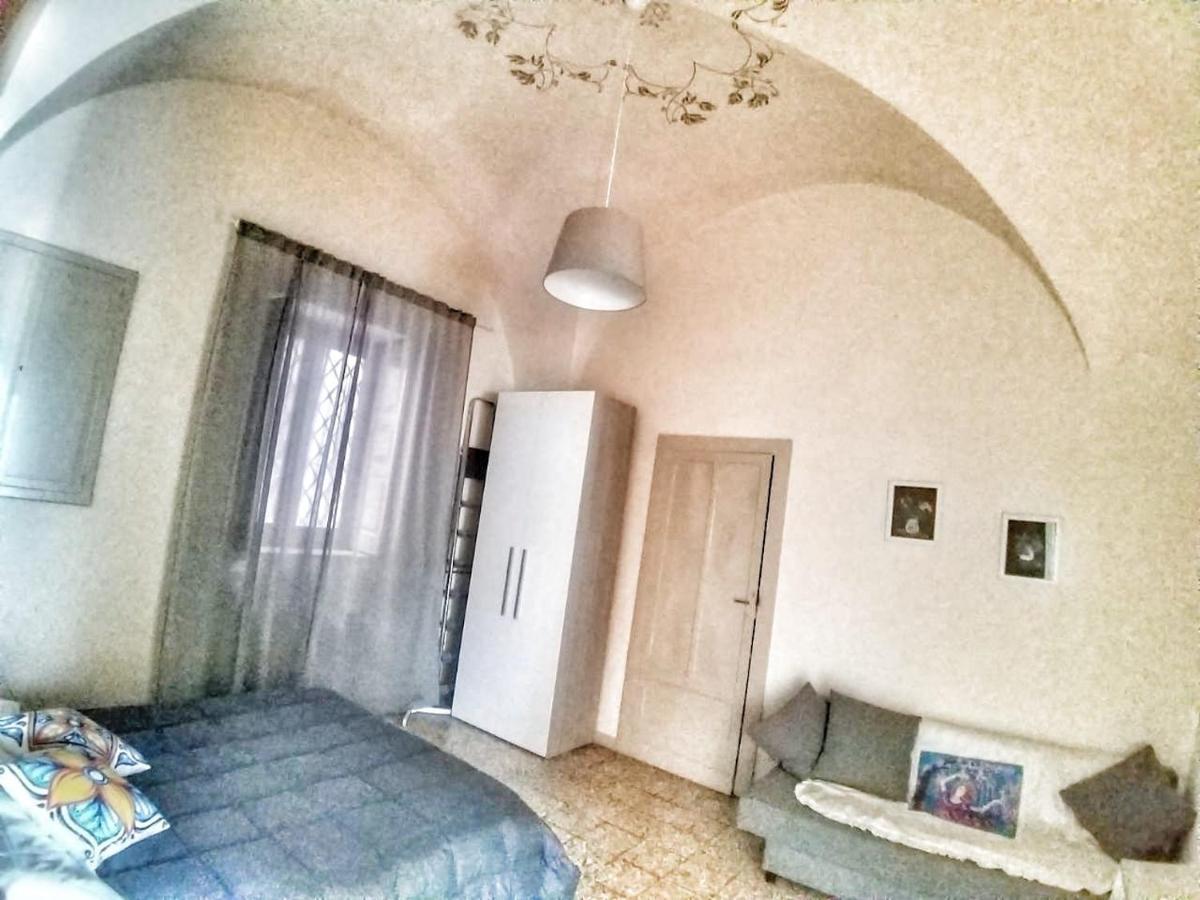 Апартаменты Casa Antonella Ачиреале Экстерьер фото